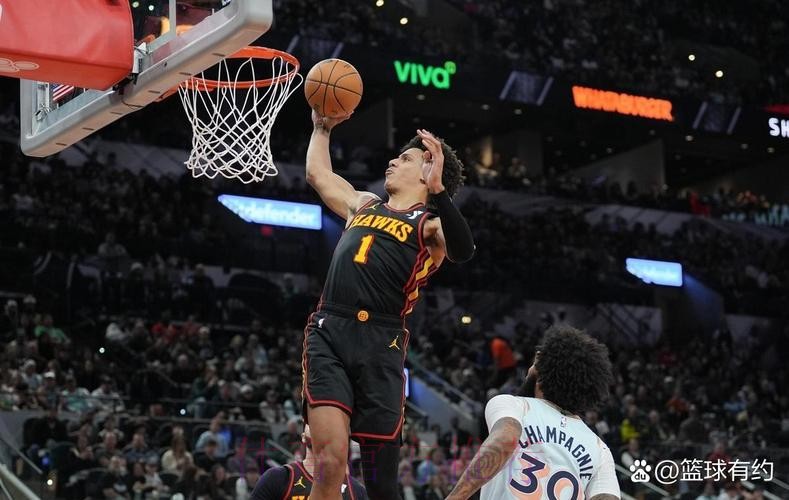 杰伦-约翰逊全场16投9中,得到23分11篮板6助攻1抢断2盖帽 杰伦-约翰逊全场16投9中,得到23分11篮板6助攻1抢断2盖帽