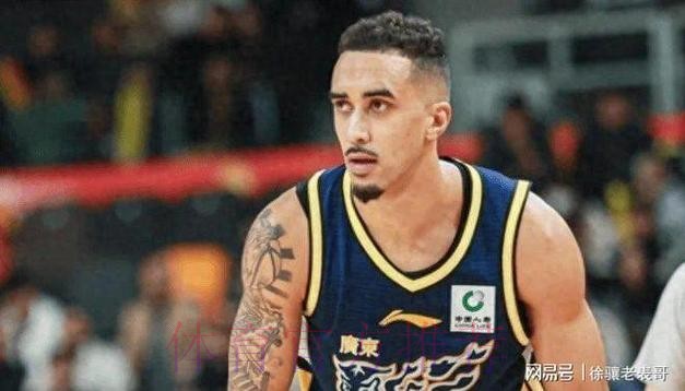 广东三外配置太完美!奎因萨姆纳双能卫猛攻,萨林杰关键球收割! 广东三外配置太完美!奎因萨姆纳双能卫猛攻,萨林杰关键球收割!